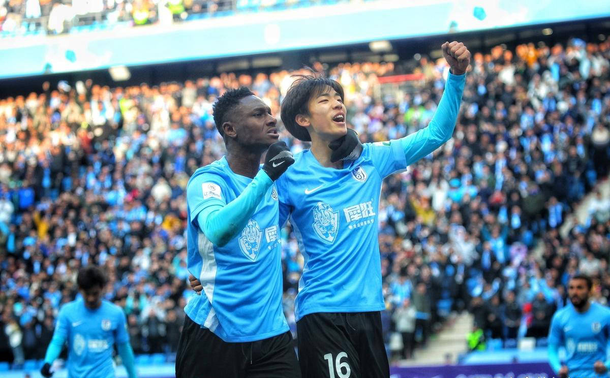 多宝娱乐网站 -包含官宣日中超传出新动向，英格兰国家队篮板制胜，高层表态：话题不断，资深球员宣示担当的词条