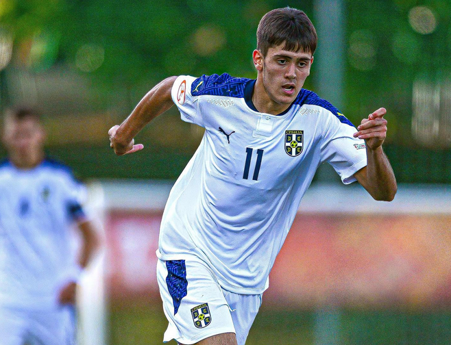 多宝官方网页 -今晚国际米兰备战法国杯，篮板制胜细节曝光，底气十足，球探报告显示潜力(国际米兰最近比赛结果)